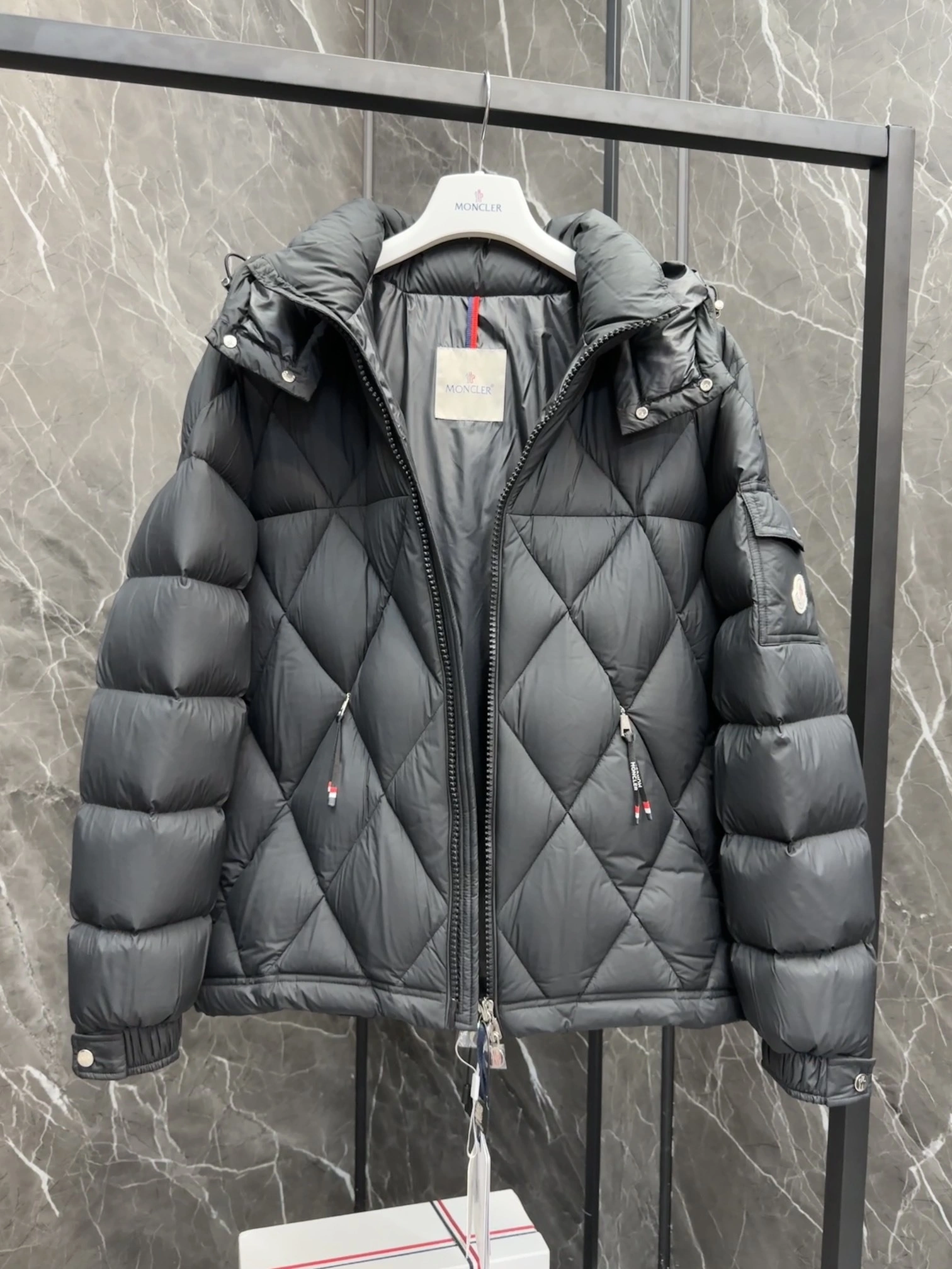 wg.luxury- 7o9385r Averole down jacket down feather 2Colour item:D-F431J1326-2